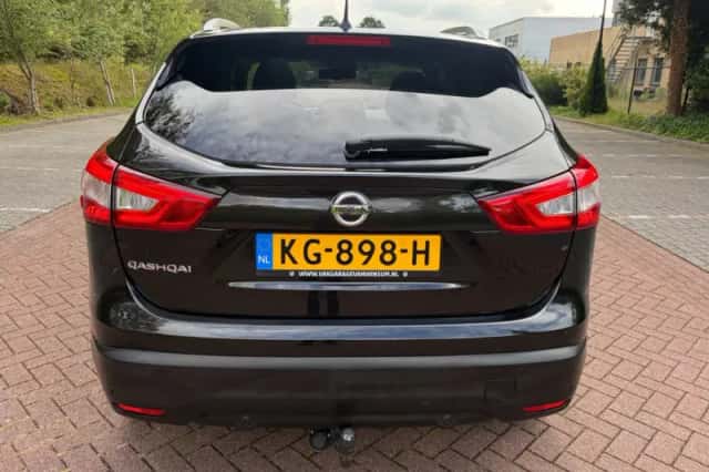 Nissan Qashqai (2016) thumbnail 5