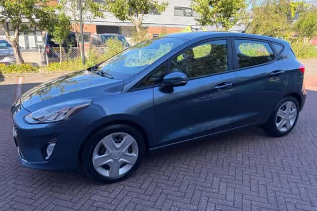 Ford Fiesta (2019) thumbnail 3