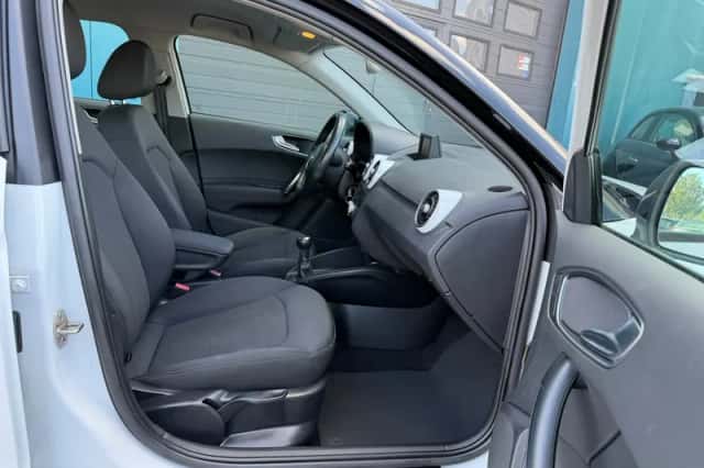 Audi A1 (2014) thumbnail 5