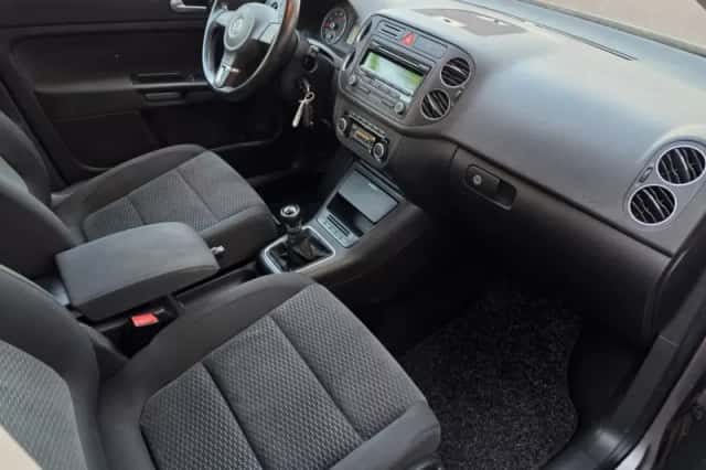 Volkswagen Golf Plus (2012) thumbnail 2