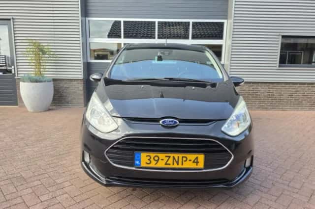 Ford B-Max (2013) thumbnail 3