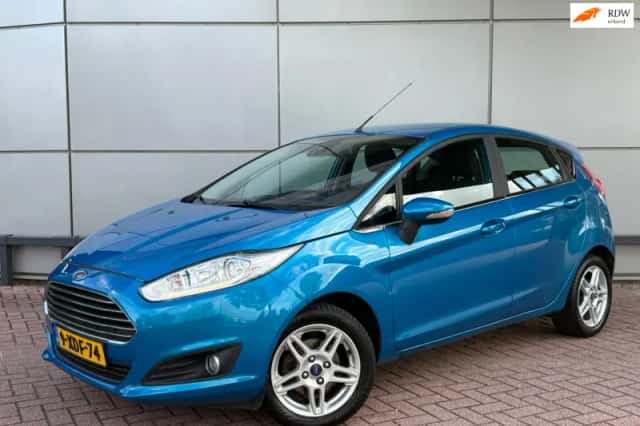 Ford Fiesta (2014) thumbnail 1