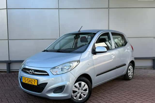 Hyundai i10 (2011) thumbnail 1