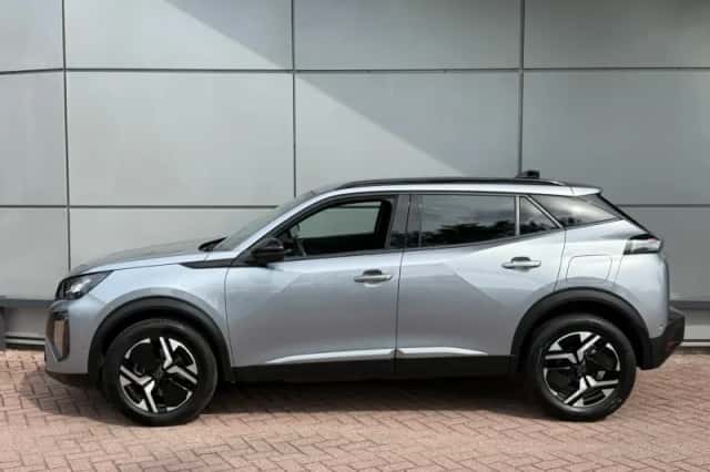 Peugeot 2008 (2025) thumbnail 2