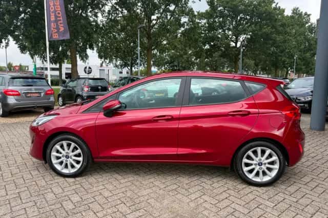 Ford Fiesta (2018) thumbnail 4