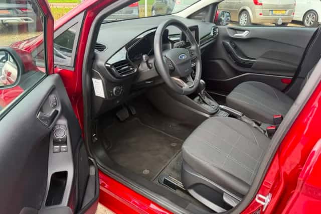 Ford Fiesta (2018) thumbnail 6