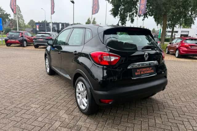 Renault Captur (2013) thumbnail 3