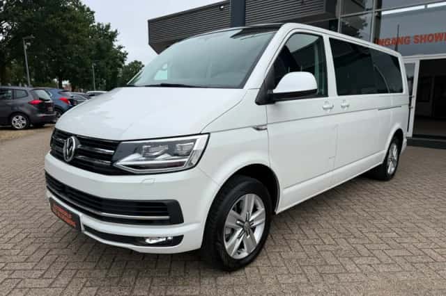 Volkswagen Transporter (2018) thumbnail 1