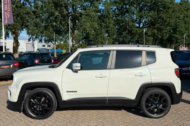 Jeep Renegade (2020) thumbnail 4