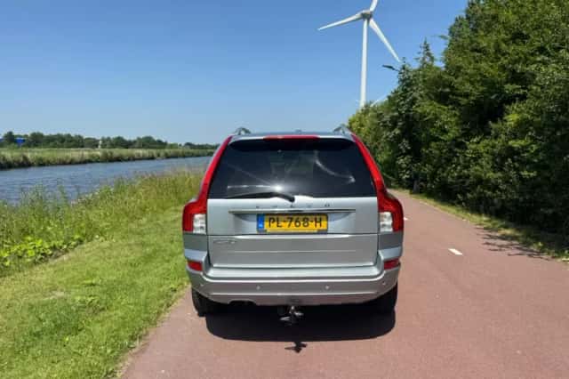 Volvo XC90 (2013) thumbnail 6