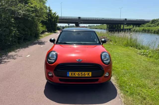 MINI One (2019) thumbnail 2