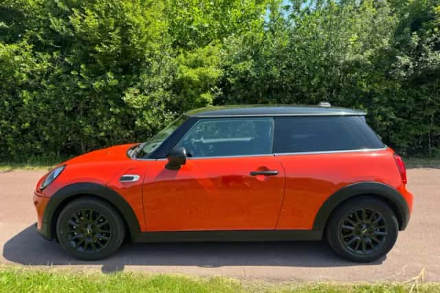 MINI One (2019) thumbnail 4