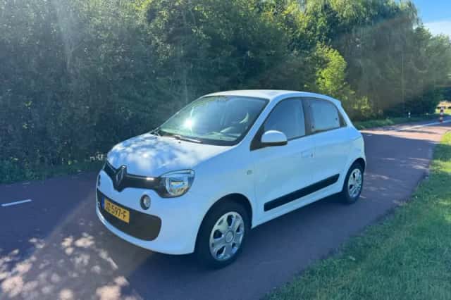 Renault Twingo (2016) thumbnail 3