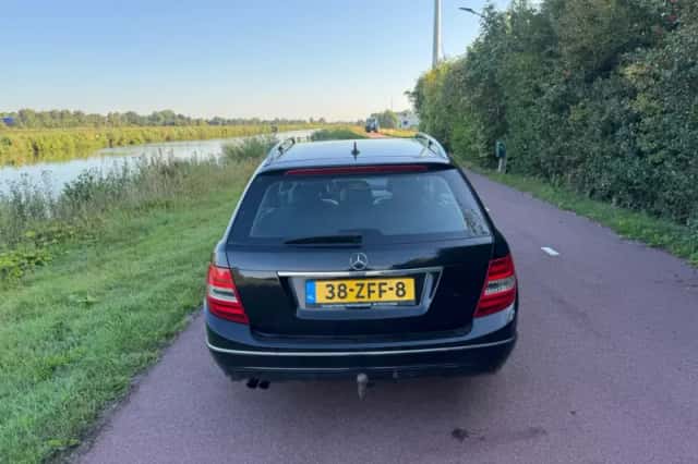 Mercedes-Benz C-Klasse (2012) thumbnail 5