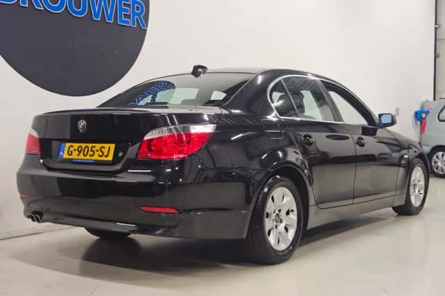 BMW 5-Serie (2004) thumbnail 5