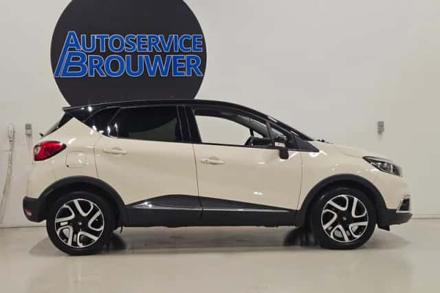 Renault Captur (2014) thumbnail 6