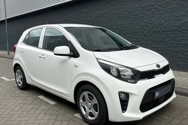 Kia Picanto (2021) thumbnail 2