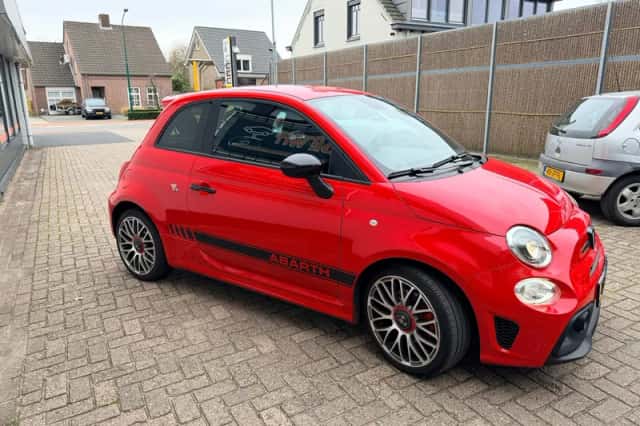 Abarth 595 (2022) thumbnail 5