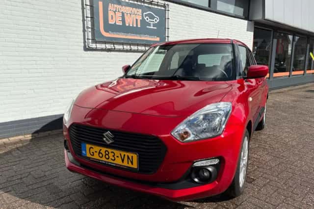 Suzuki Swift (2019) thumbnail 3