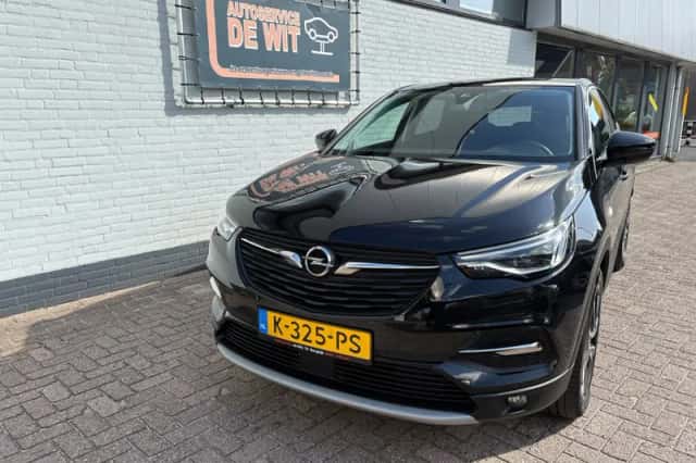 Opel Grandland (2021) thumbnail 2