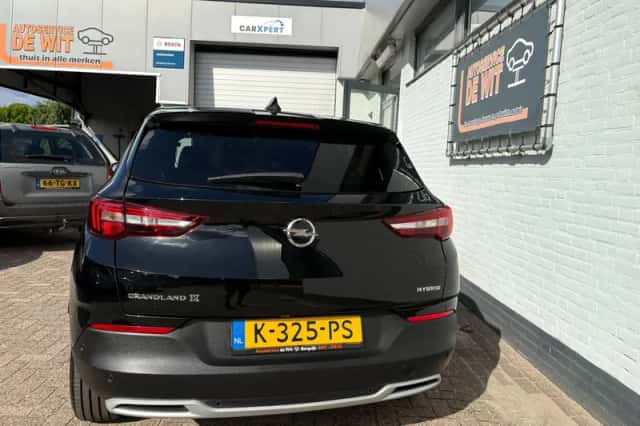 Opel Grandland (2021) thumbnail 3