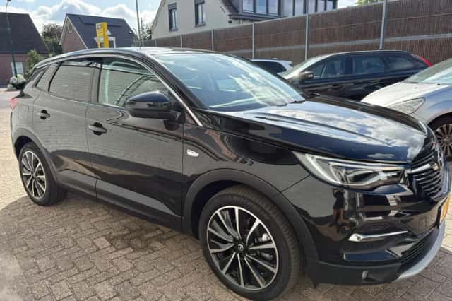 Opel Grandland (2021) thumbnail 4