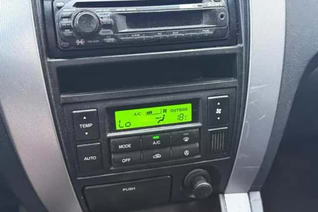 Hyundai Tucson (2010) thumbnail 5