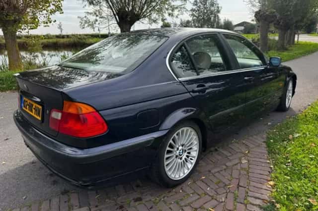 BMW 3-Serie (2001) thumbnail 3