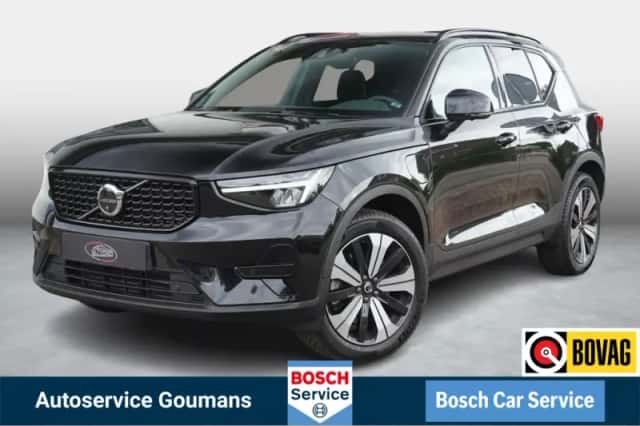 Volvo XC40 (2023) thumbnail 1