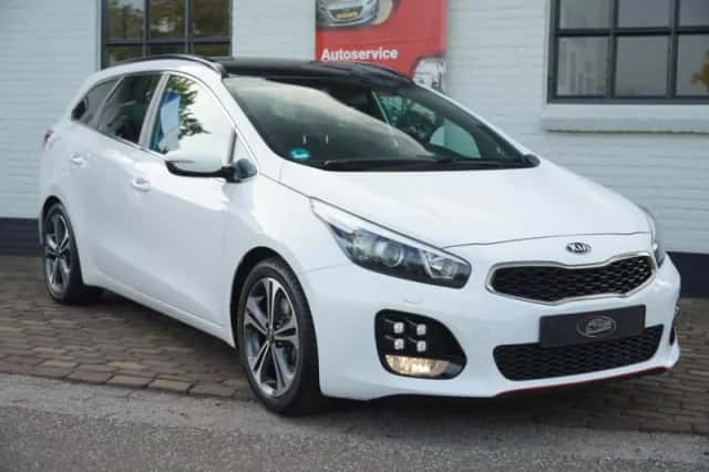 Kia Ceed (2016) thumbnail 2
