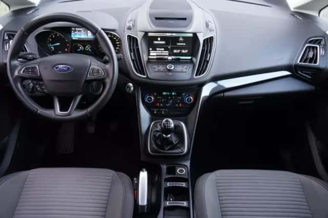 Ford C-Max (2015) thumbnail 2