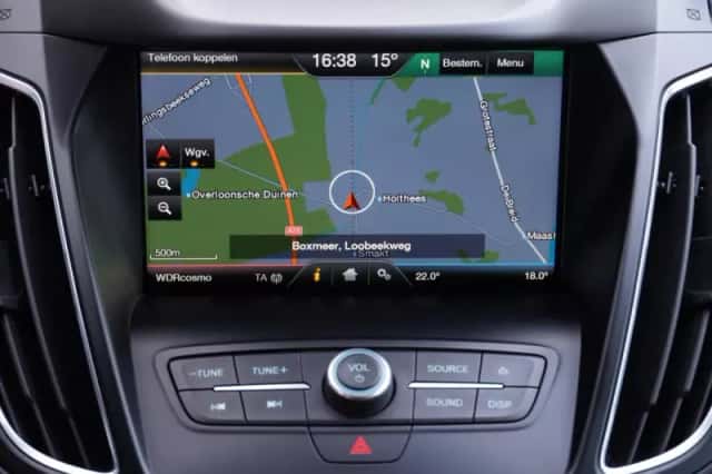 Ford C-Max (2015) thumbnail 4