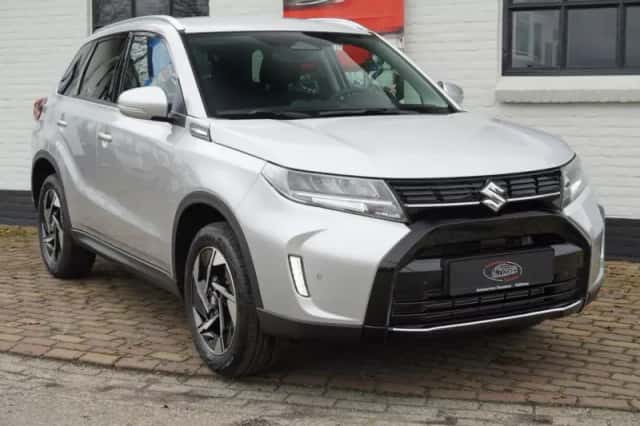 Suzuki Vitara (2025) thumbnail 3