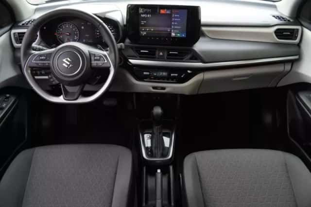 Suzuki Swift (2024) thumbnail 2