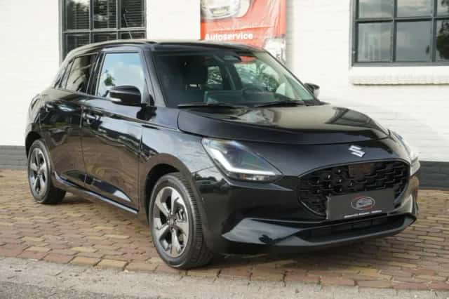 Suzuki Swift (2024) thumbnail 3