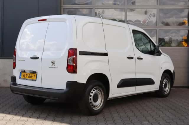Peugeot Partner (2021) thumbnail 3
