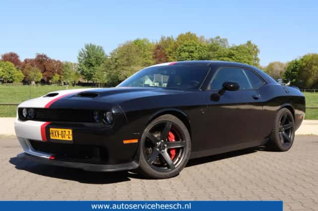 Dodge Challenger (2020) thumbnail 1