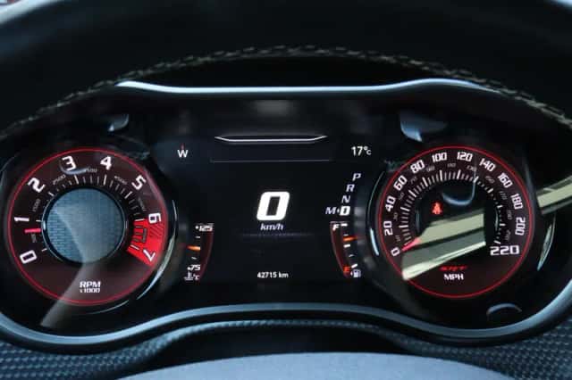 Dodge Challenger (2020) thumbnail 4