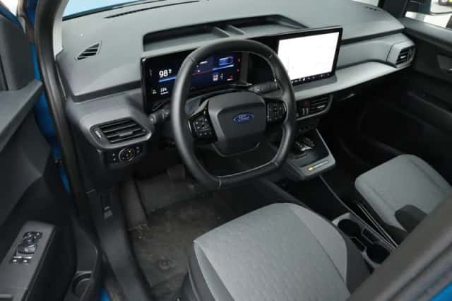 Ford E-Transit (2025) thumbnail 2