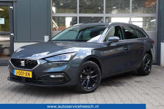 SEAT Leon Sportstourer (2020) thumbnail 1