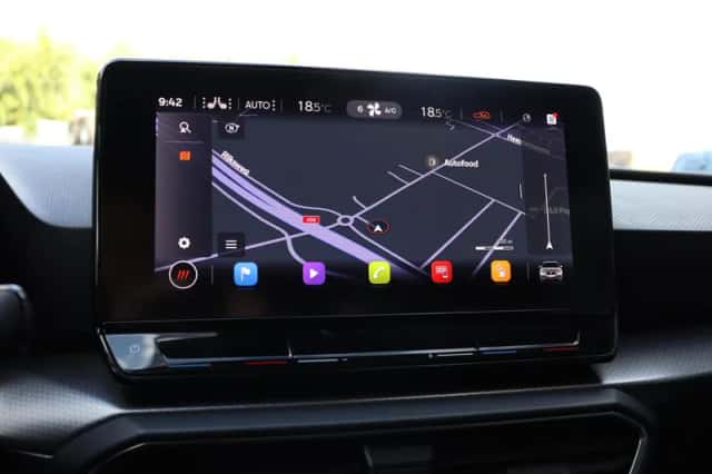 SEAT Leon Sportstourer (2020) thumbnail 5