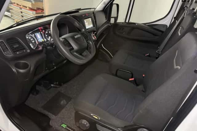 Iveco Daily (2020) thumbnail 2