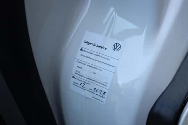 Volkswagen Transporter (2024) thumbnail 6