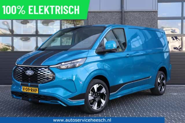 Ford E-Transit Custom (2024) thumbnail 1