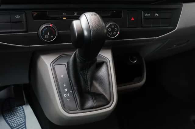 Volkswagen Transporter (2020) thumbnail 6