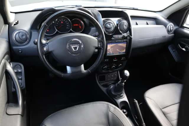 Dacia Duster (2017) thumbnail 2