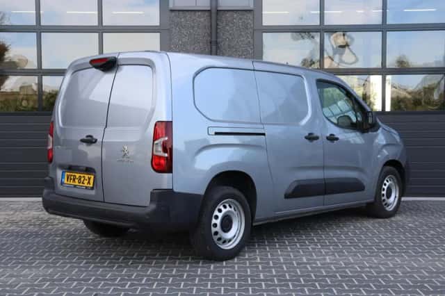 Peugeot Partner (2020) thumbnail 3