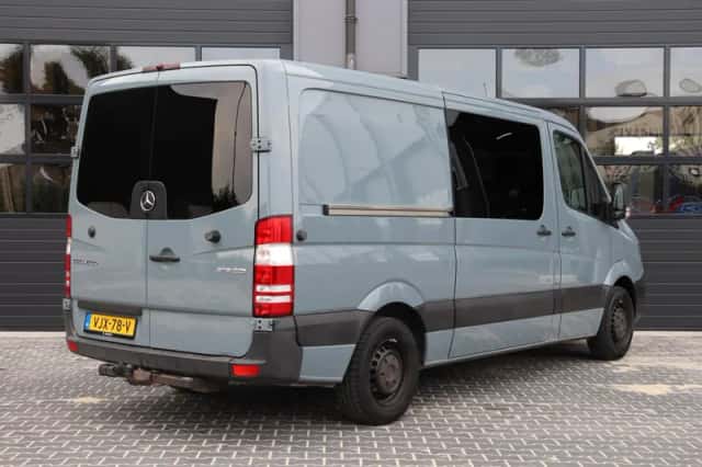 Mercedes-Benz Sprinter (2016) thumbnail 3