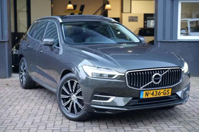Volvo XC60 (2017) thumbnail 6