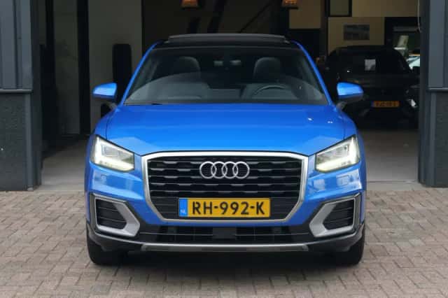 Audi Q2 (2017) thumbnail 4